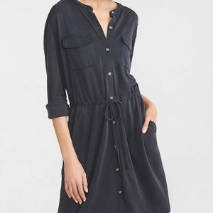 Lou & Grey Sandwashed Pocket Shirtdress